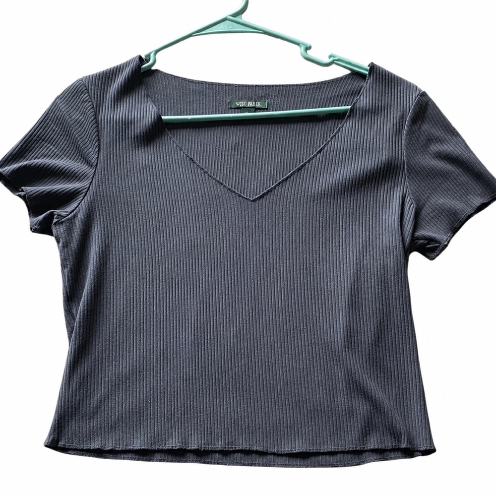 wild fable Charcoal Ribbed V-Neck Crop Top K